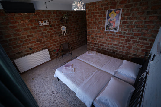 Standard Twin Room with Mountain View